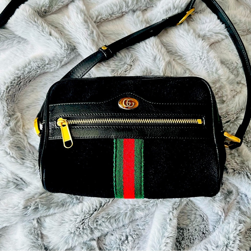 GUCCI Ophidia mini crossbody suede w adjustable strap
Size: 7 L × 2.25 W